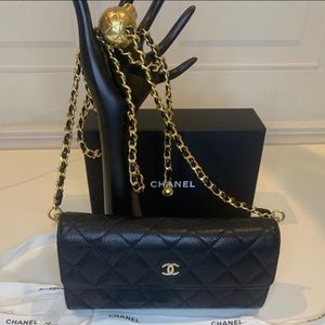 Chanel Caviar Quilted Crush Wallet on Chain